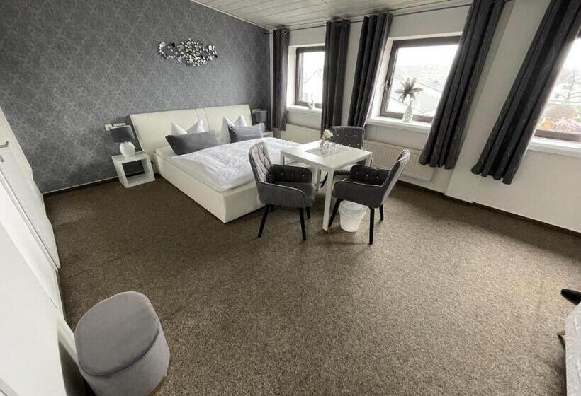 ホテル Schwanenburg