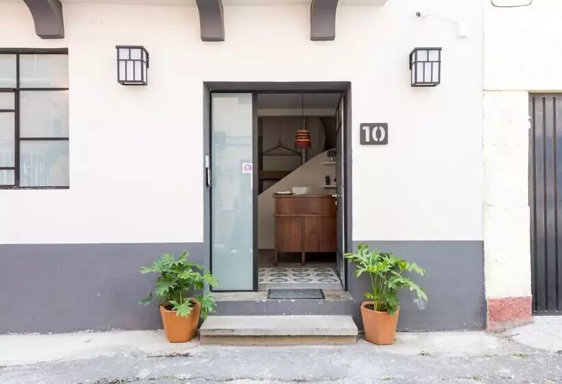 La Palomilla Bed & Breakfast