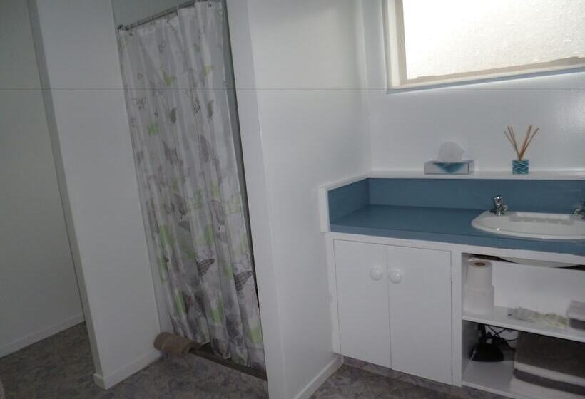 Opua Boutique Seaview Motel