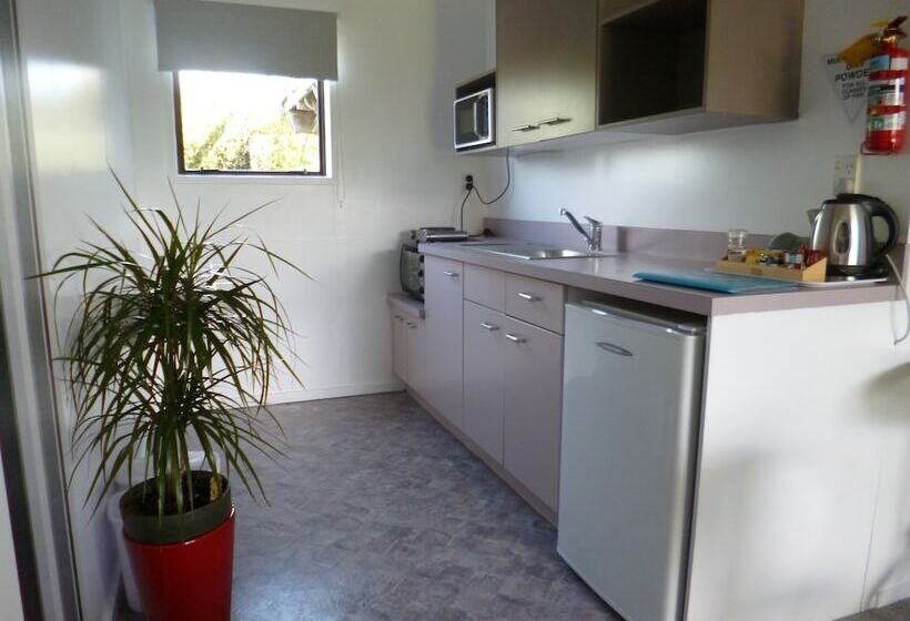 Opua Boutique Seaview Motel