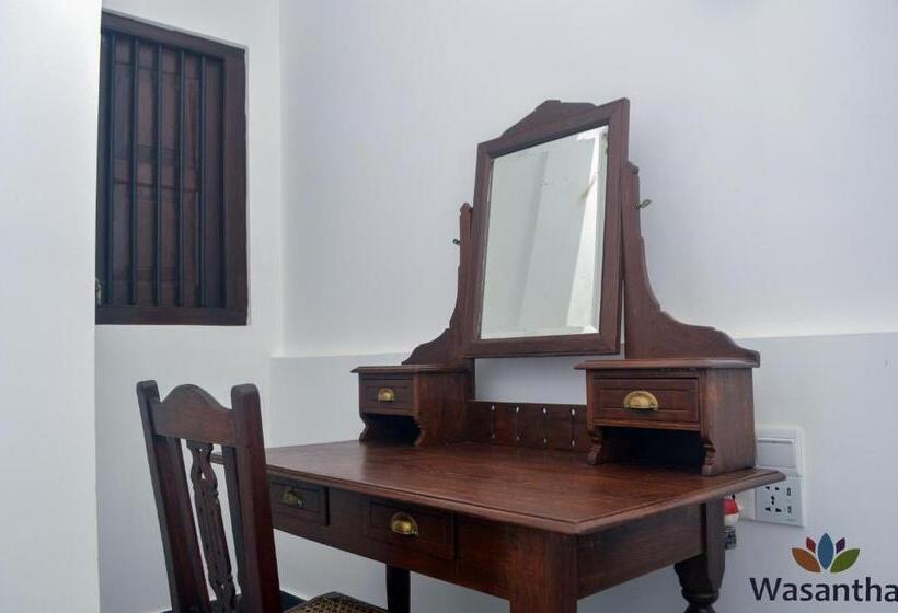 Wasantha Garden Hotel Restaurant & Ayurvedic Treatment