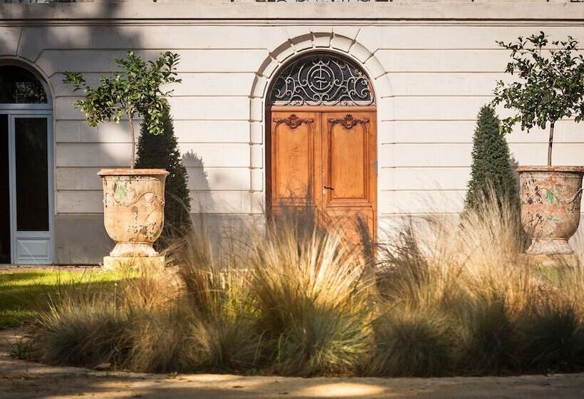 تختخواب و صبحانه Domaine De Biar