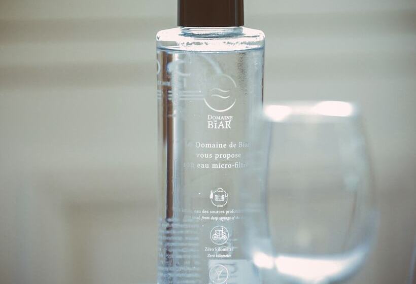 تختخواب و صبحانه Domaine De Biar