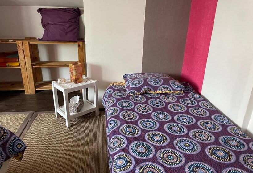 ベッドアンドブレックファースト La Chambre Du Voyageur