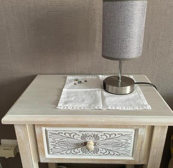 ベッドアンドブレックファースト La Chambre Du Voyageur