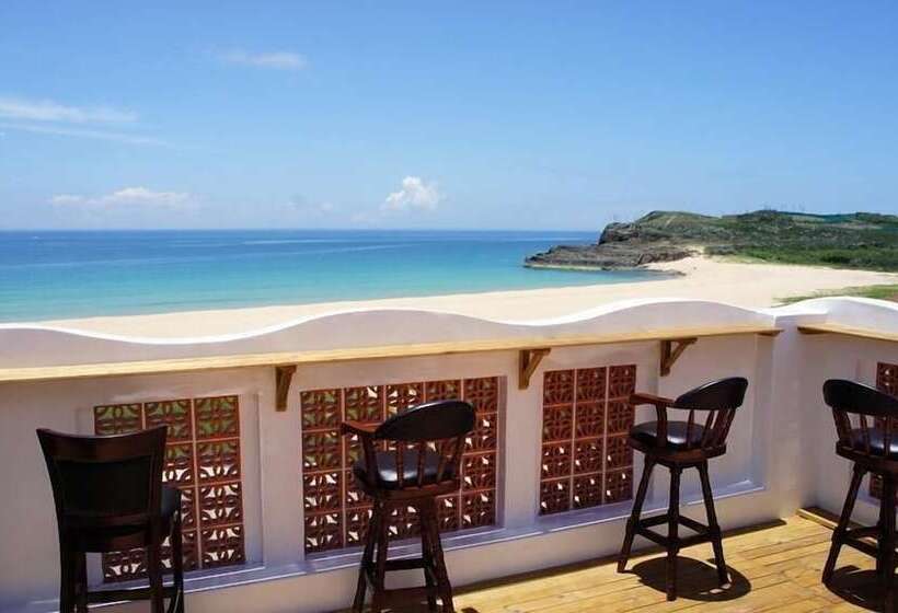 تختخواب و صبحانه The Domed Tile Bb