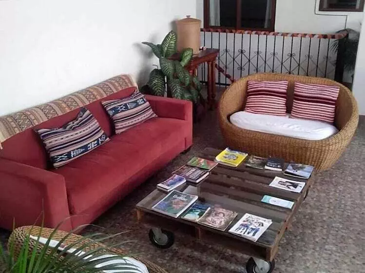 Casa Del Arco