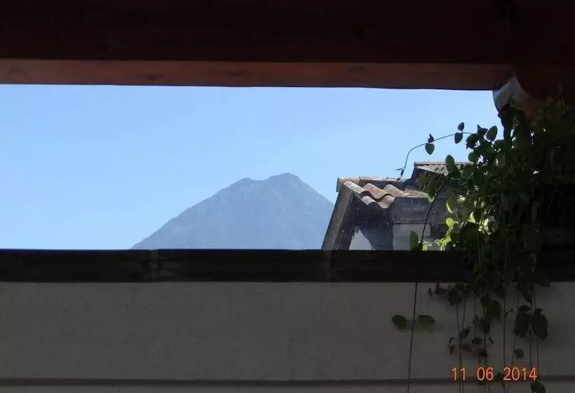 Casa Del Arco