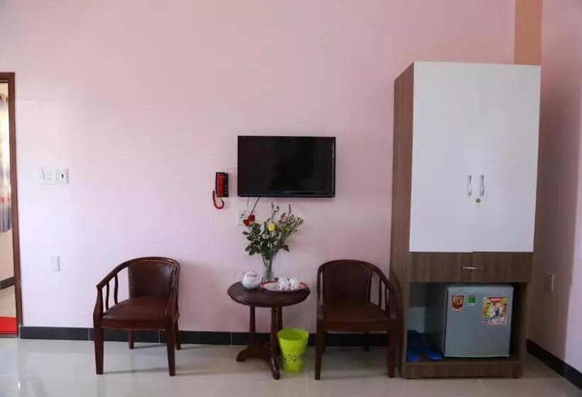 Ban Mai Hotel 66