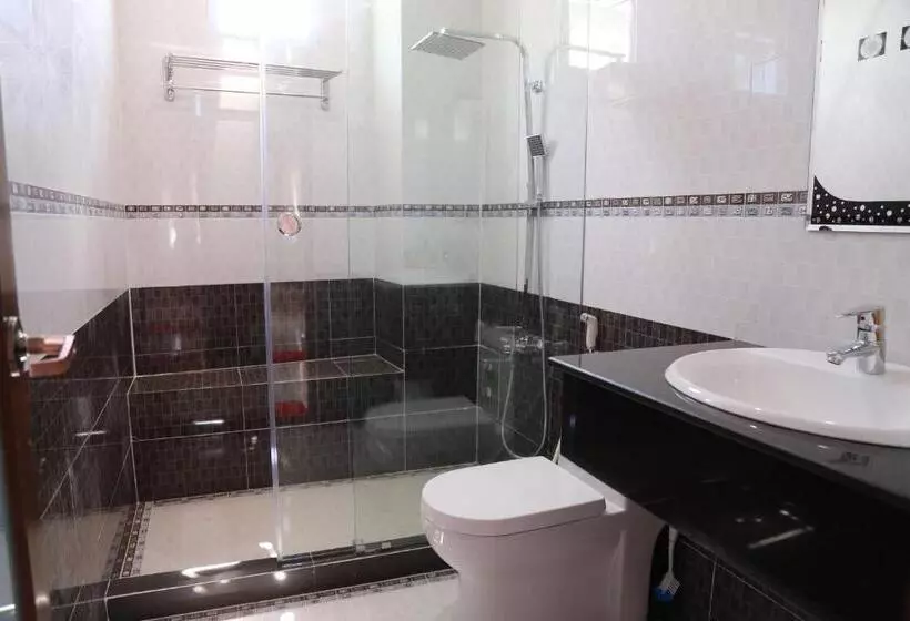 Ban Mai Hotel 66