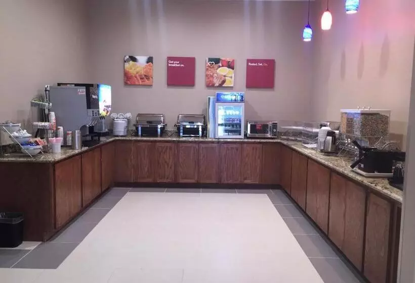 هتل Comfort Suites University