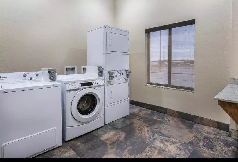 هتل Comfort Suites University
