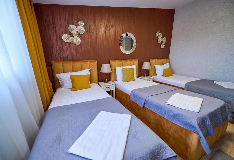 هتل Evianne Boutique