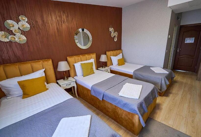 هتل Evianne Boutique