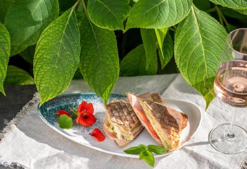 ホテル Garni Villa Rosengarten