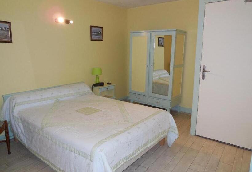 فندق Hôtel Le Lion D'or