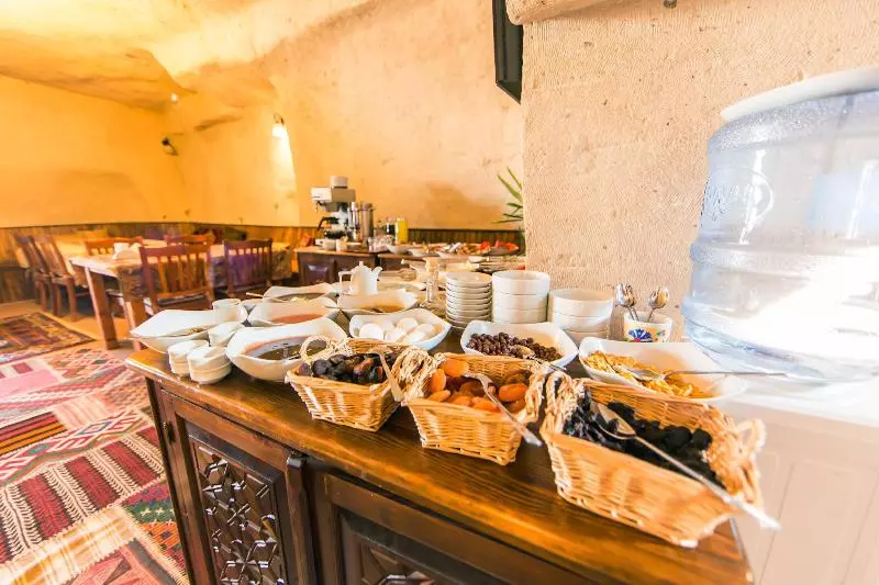 هتل Tulip Cave Suites