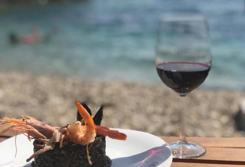 هتل Vila E Bardhe