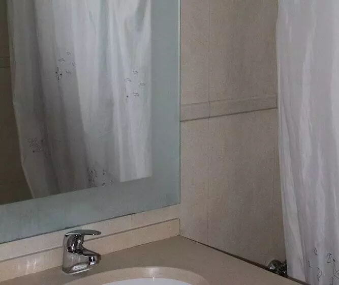 هتل Apartamentos Santa Teresinha