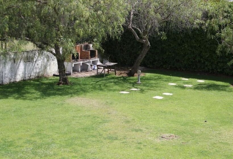 فندق Apartamentos Santa Teresinha