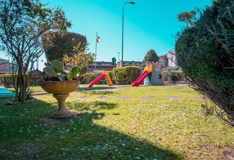 هتل Beverly Park Residence