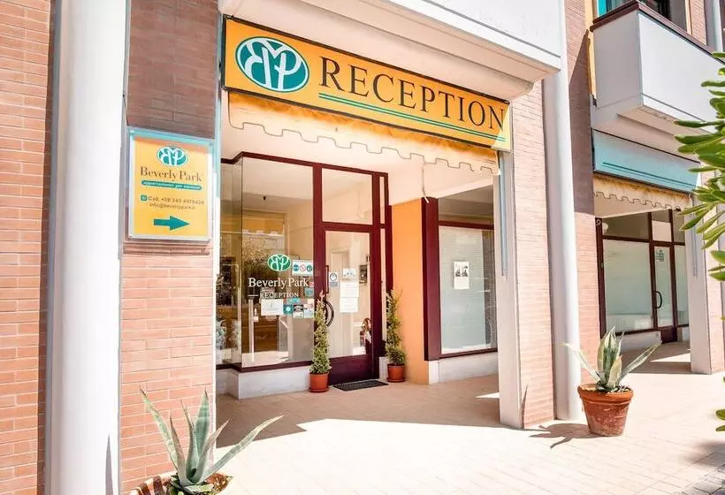 هتل Beverly Park Residence