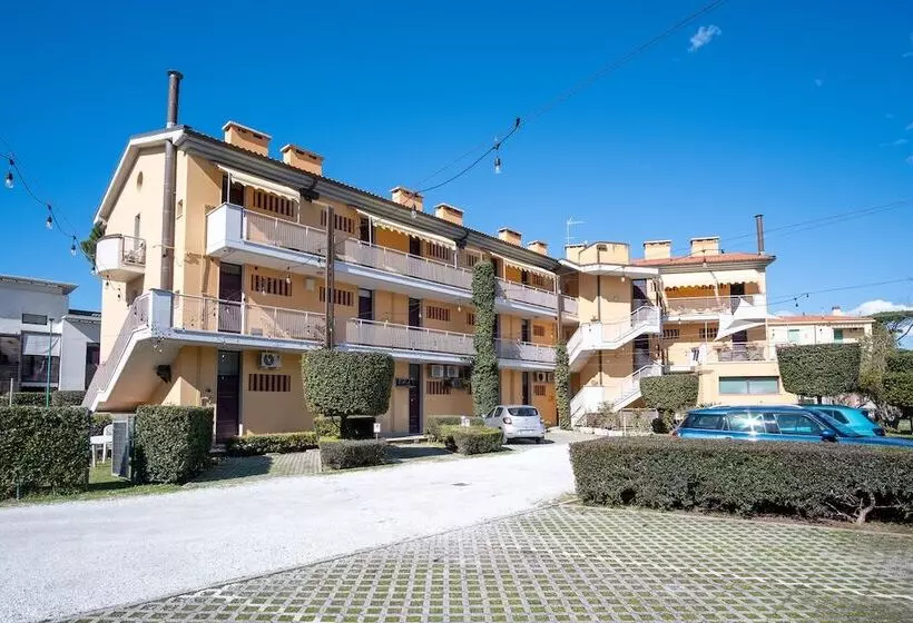 هتل Beverly Park Residence