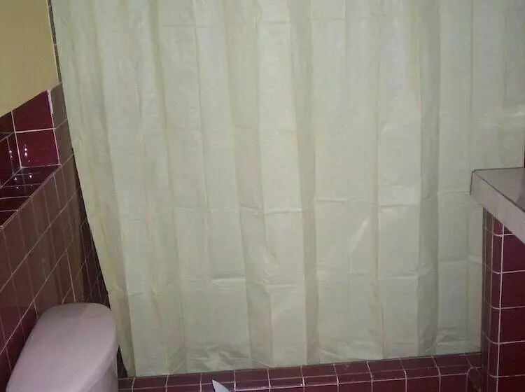 ホテル Hostal White House