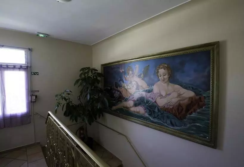 هتل Albergo