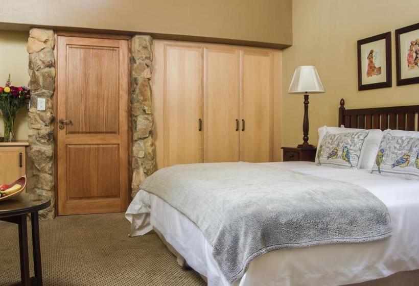 Отель Idwala Boutique