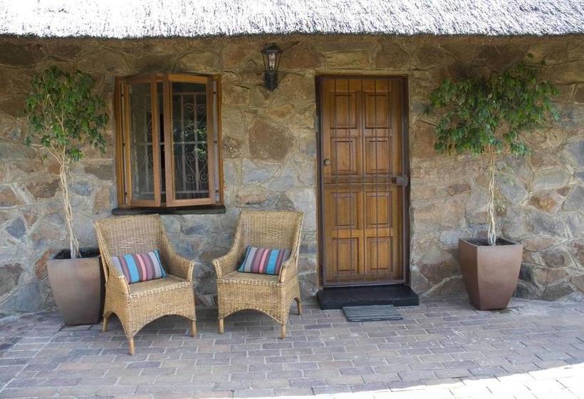 Отель Idwala Boutique