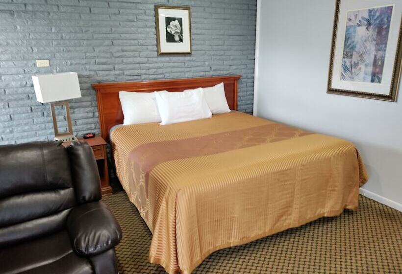 Отель Indian Hills Inn & Rv Park