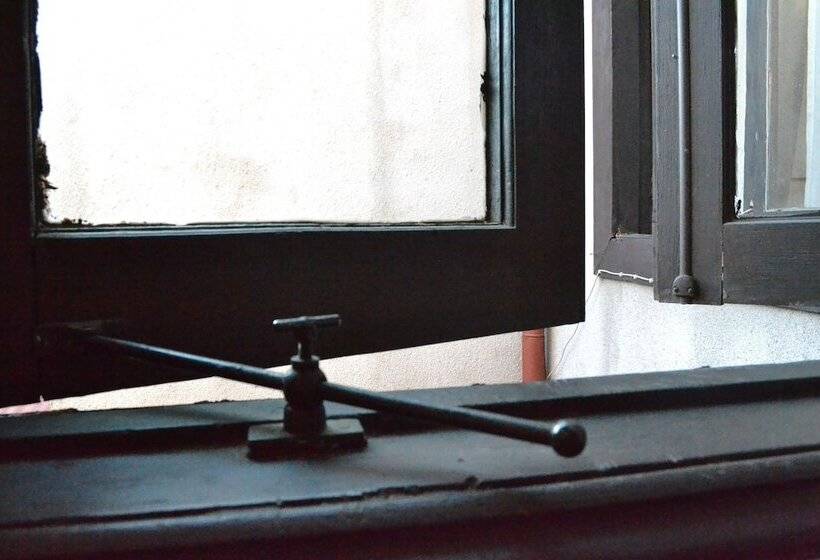 فندق Landay Hostel