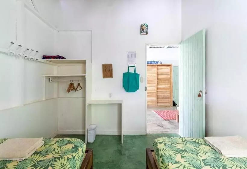 Bajo El Arbol B&b