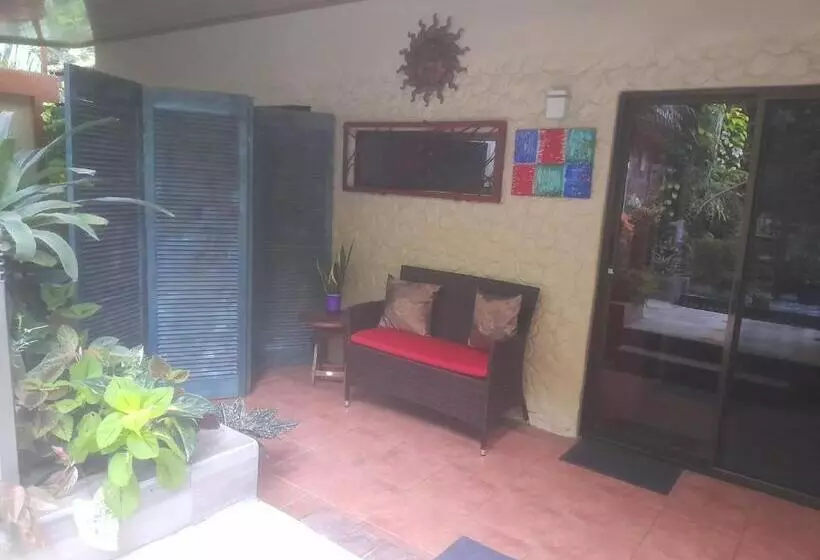 ベッドアンドブレックファースト Coyaba Tropical Elegant Adult Guesthouse
