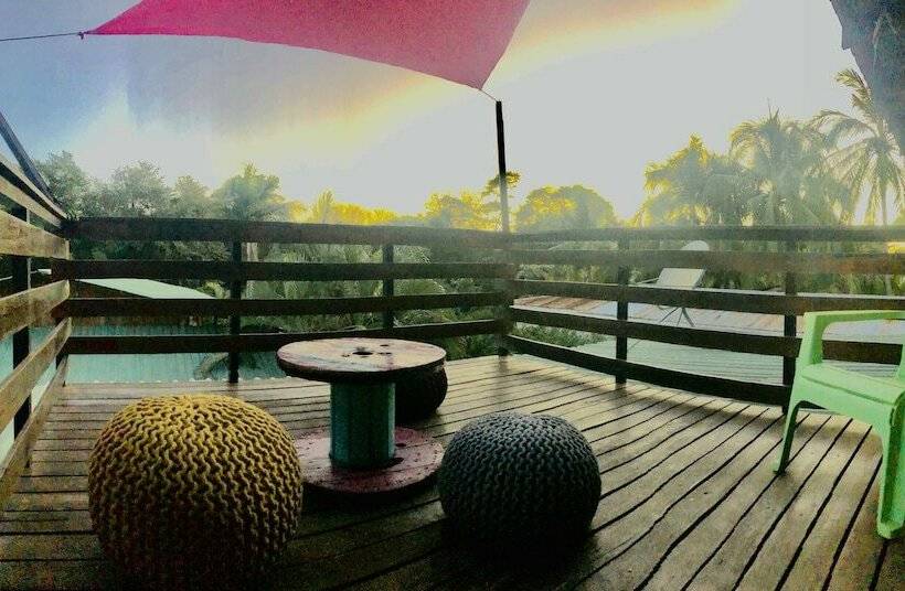 فندق El Reinas By Sugar S Monkey