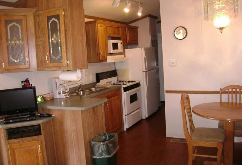 فندق Ponderosa Rv Resort