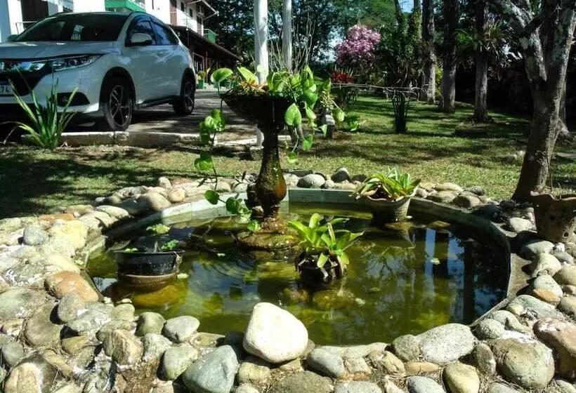 هتل Pousada Bosque Do Esquilo