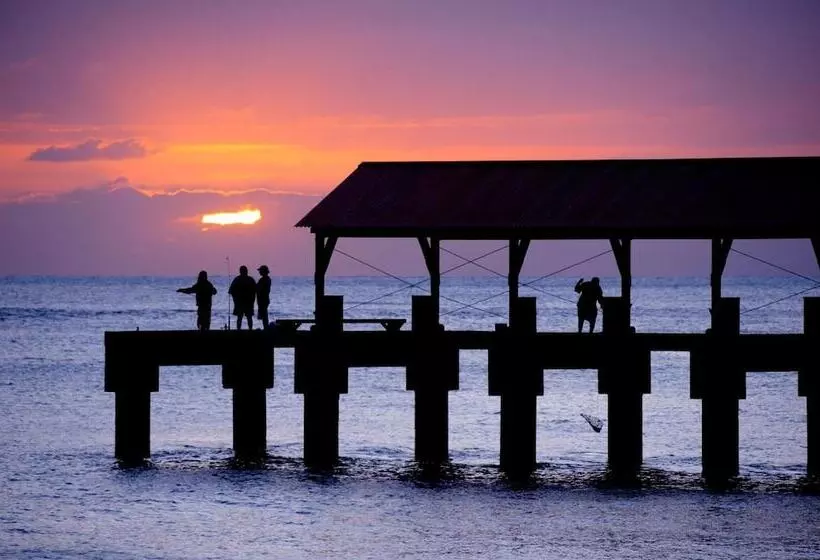 ホテル The West Inn Kauai