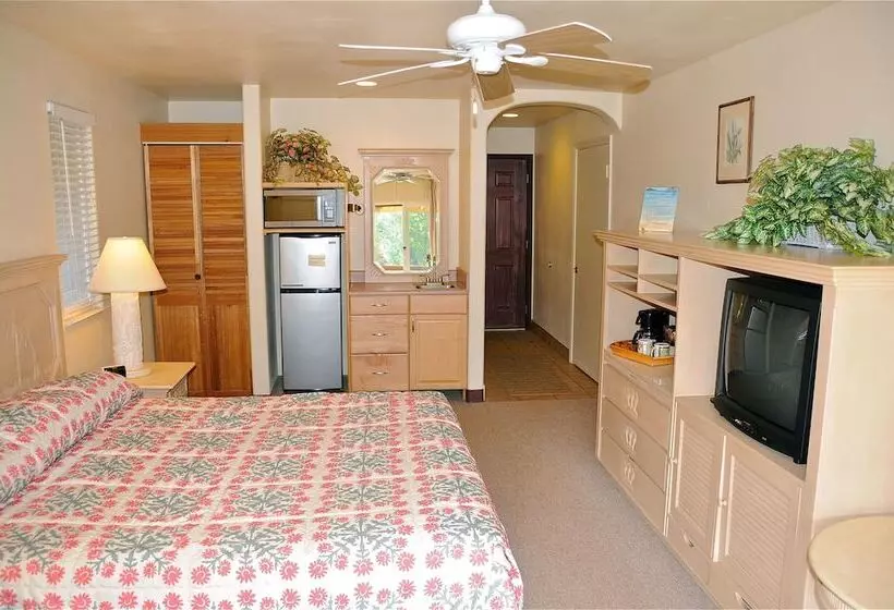 ホテル The West Inn Kauai