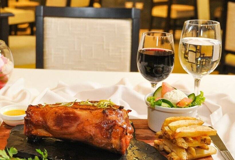 ホテル Zamorano Real