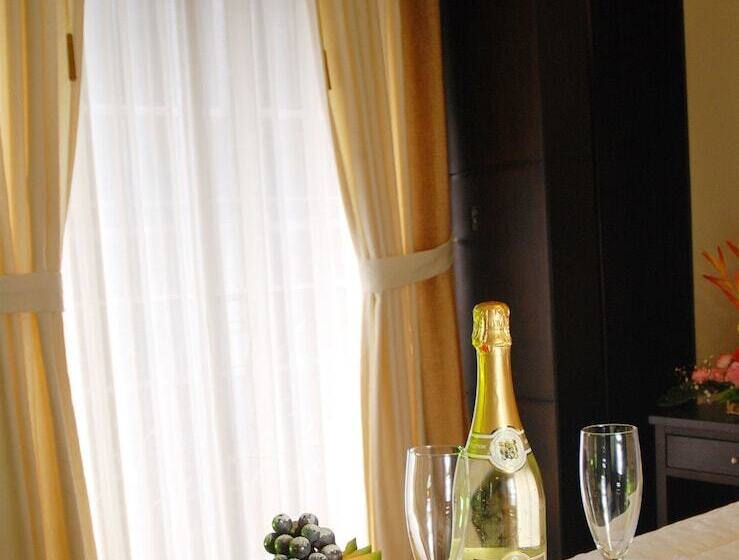 ホテル Zamorano Real