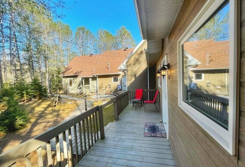 فندق Auberge Le Lupin Self Check In