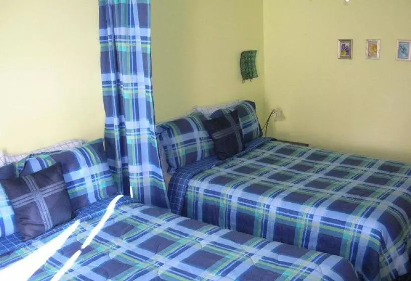 ホテル Auberge Le Voyageur