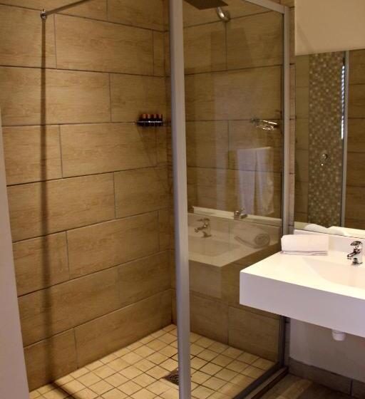 בית מלון כפרי Browns Manor