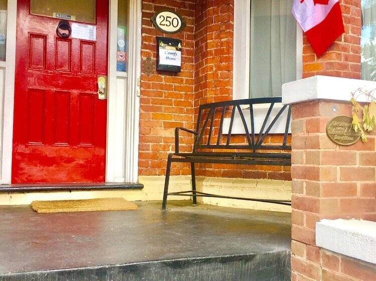 فندق Comfy Guest House