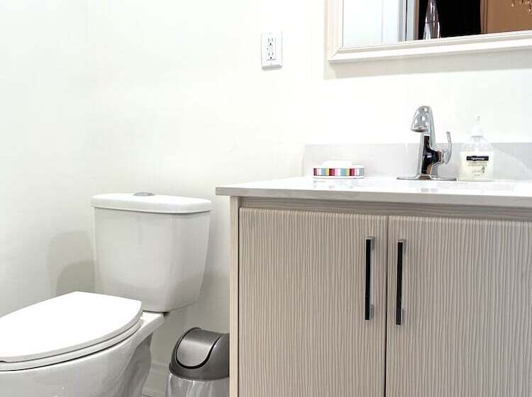 فندق Comfy Guest House