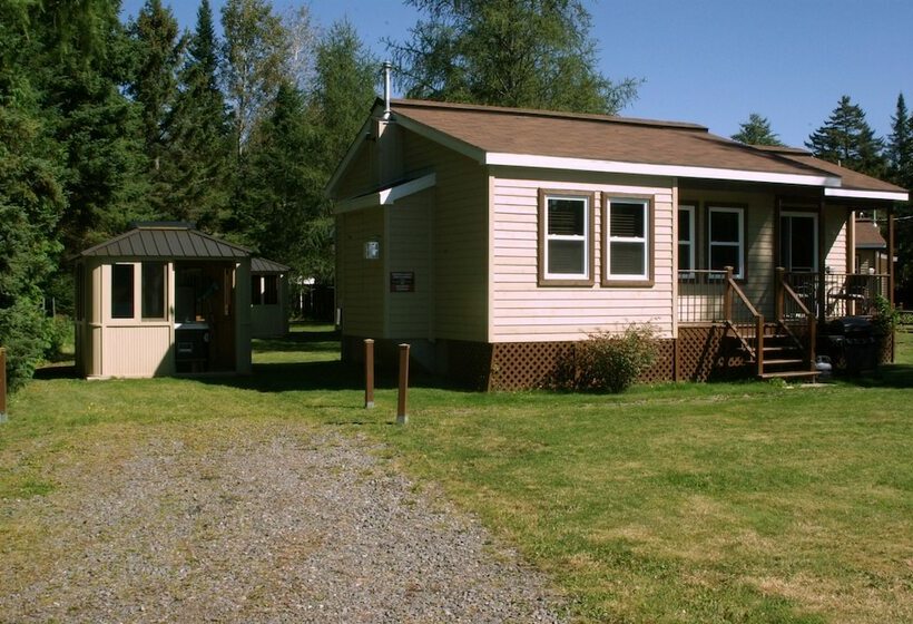 בית מלון כפרי Emme Chalets