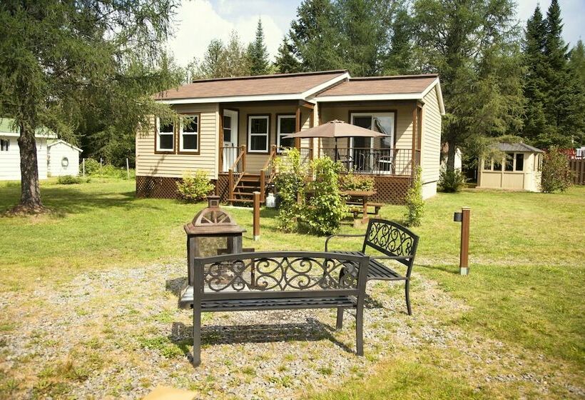 בית מלון כפרי Emme Chalets