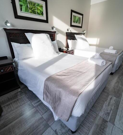 هتل Gooderson Tropicana